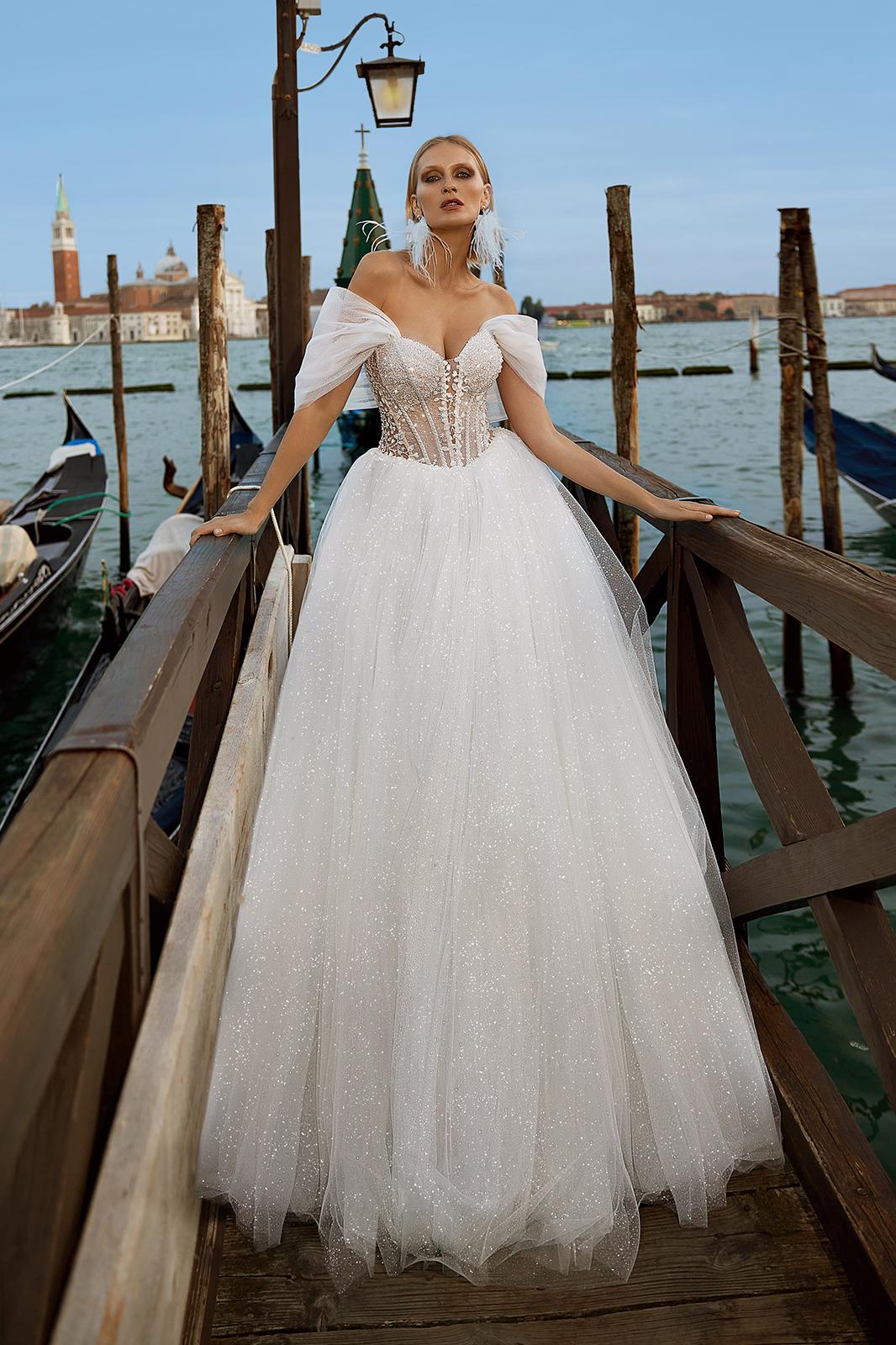 vente location mariage draguignan soiree robe mariee cocktail ceremonie courte longue accessoires fete anniversaire noel bal bapteme communion defile retouche couture dress chic festival valentin mode modele style demoiselle honneur concours beaute fashion mannequin bijou fete meres super look invite draguignan vidauban frejus saint raphael sainte maxime cannes nice mougins grasse mandelieu lorgues les arcs puget muy aups flayosc salernes saint tropez toulon aygulf le luc fayence brignoles roquebrune sur argens